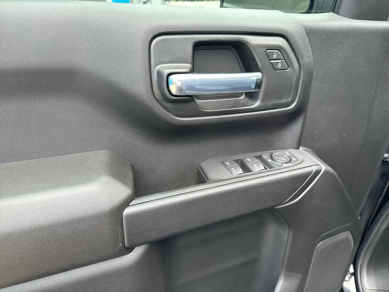 2026 Chevrolet Silverado 1500 Custom - Photo 16