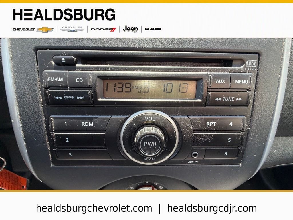 Used 2014 Silver Nissan 1.6 SV image 22