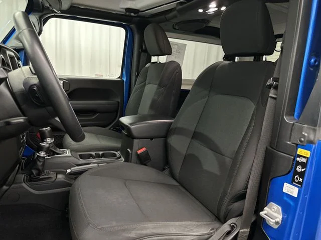 Used 2023 Blue Jeep Sport S image 17