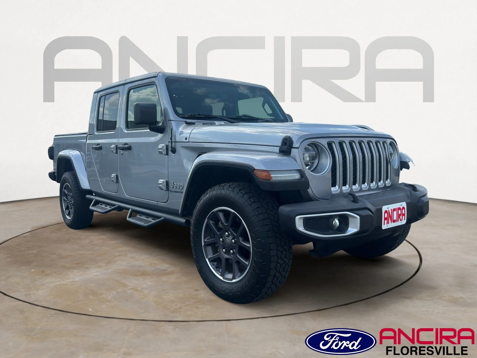 2021 Jeep Gladiator Overland's photo