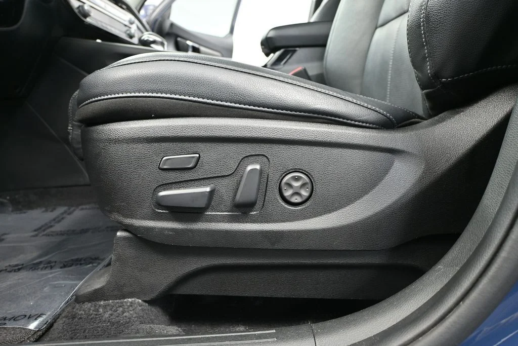 Used 2023 Blue Kia SX-Prestige image 17