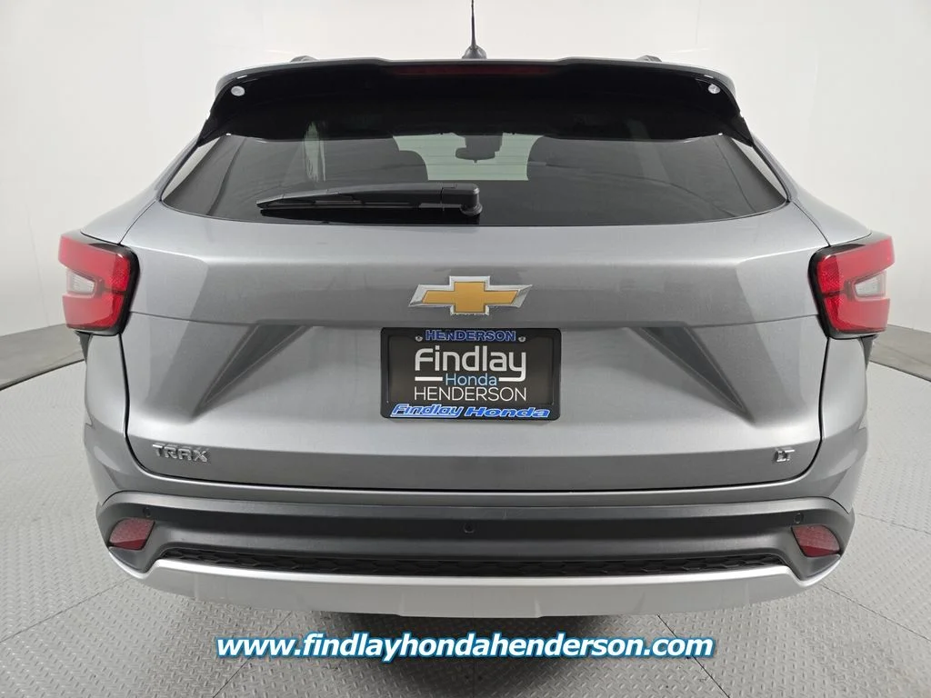 Used 2024 Sterling Gray Metallic Chevrolet LT image 5