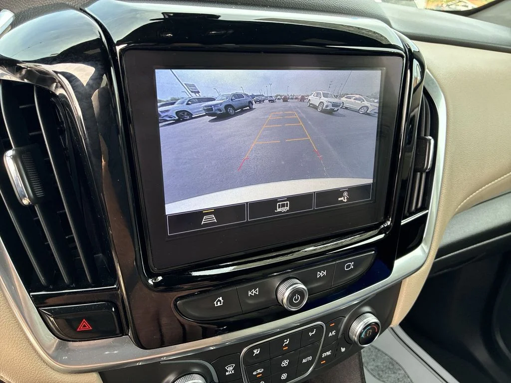 Used 2023 White Chevrolet LT image 16