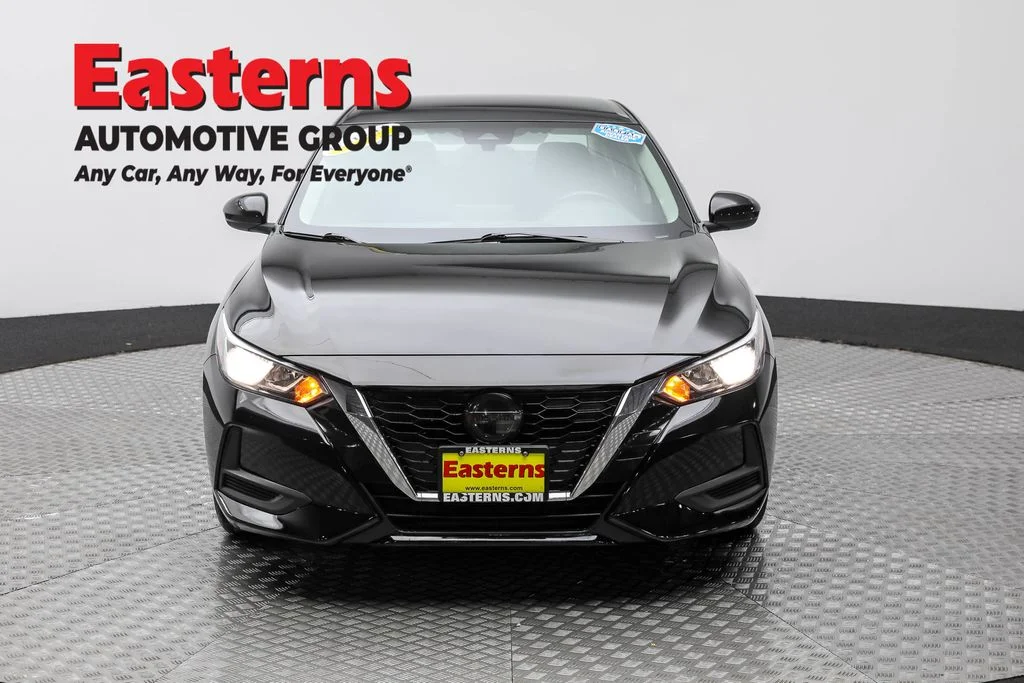 Used 2022 Black Nissan SV image 2