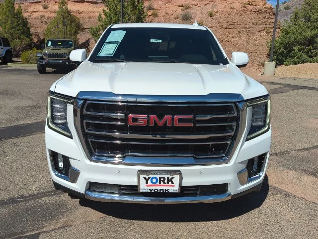 Used 2024 White GMC SLT image 2