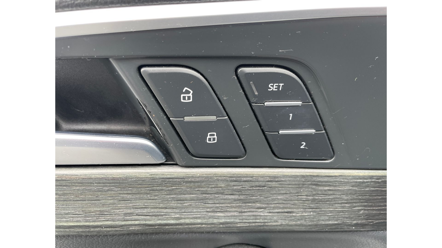 Used 2018 Black Audi 2.0T Premium image 11