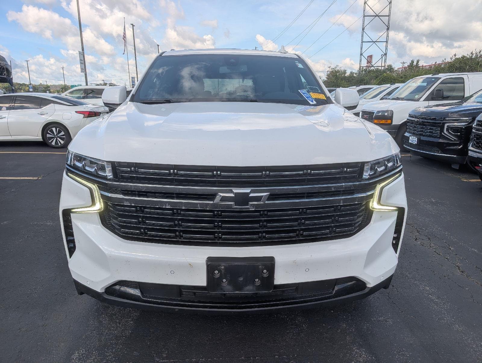 Used 2022 Summit White Chevrolet RST image 2