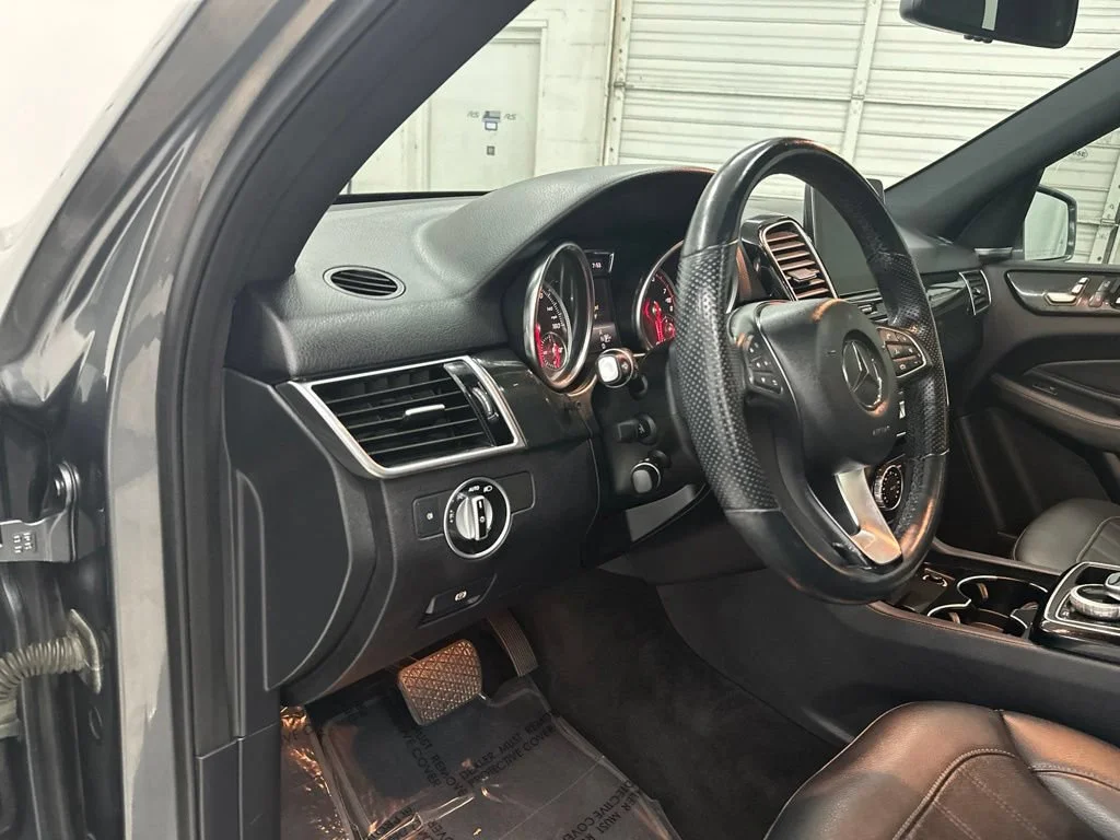 Used 2017 Gray Mercedes-Benz GLE 350 image 13