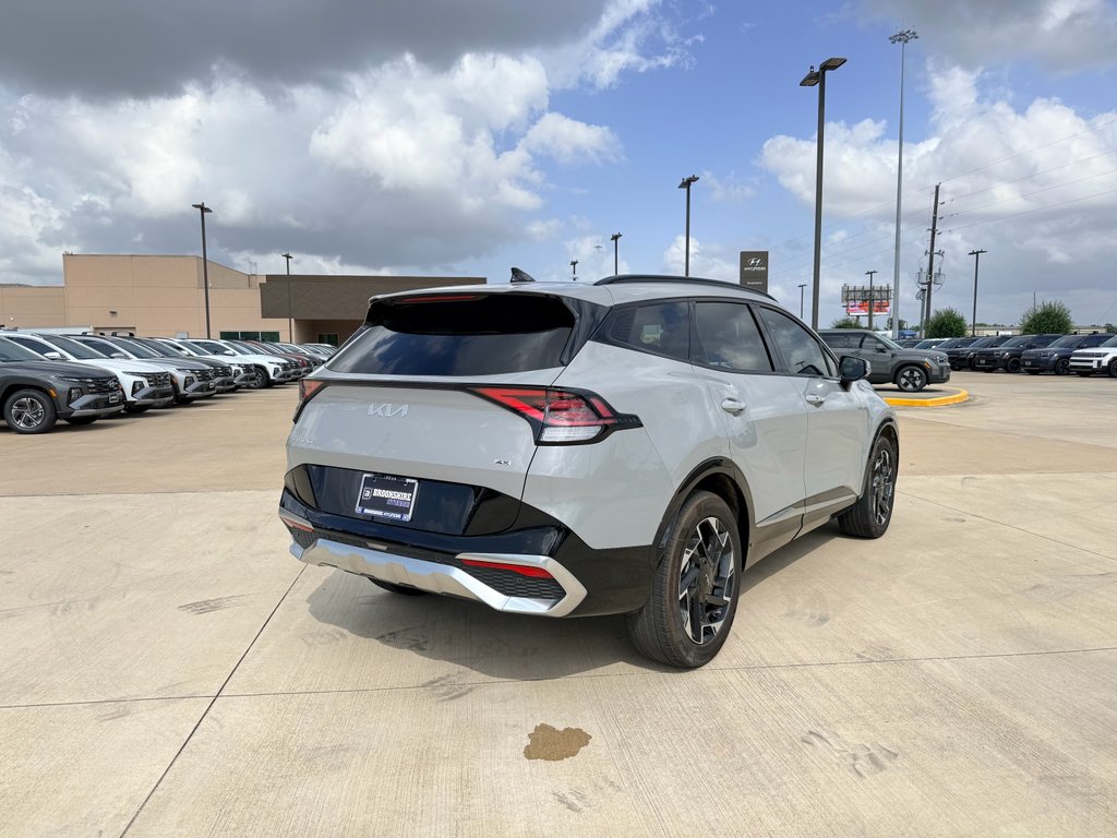 Used 2023 Wolf Gray Kia SX-Prestige image 7