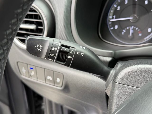 Used 2020 Gray Hyundai Limited image 24