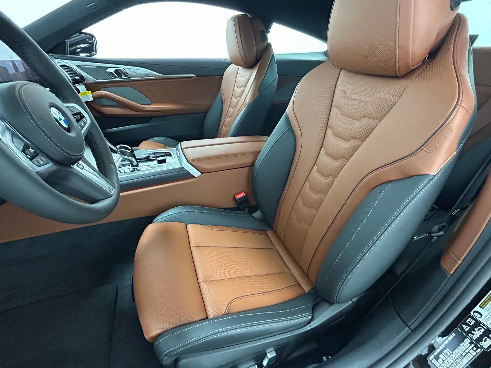 2026 BMW 8 Series 840i - Photo 30