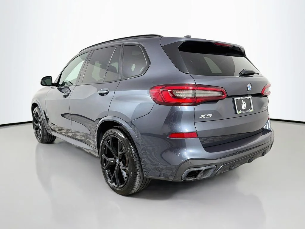 Used 2019 Gray BMW xDrive40i image 7