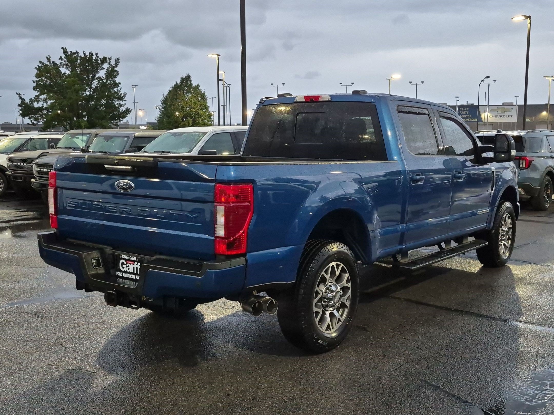 Used 2022 Blue Metallic Ford LARIAT image 3