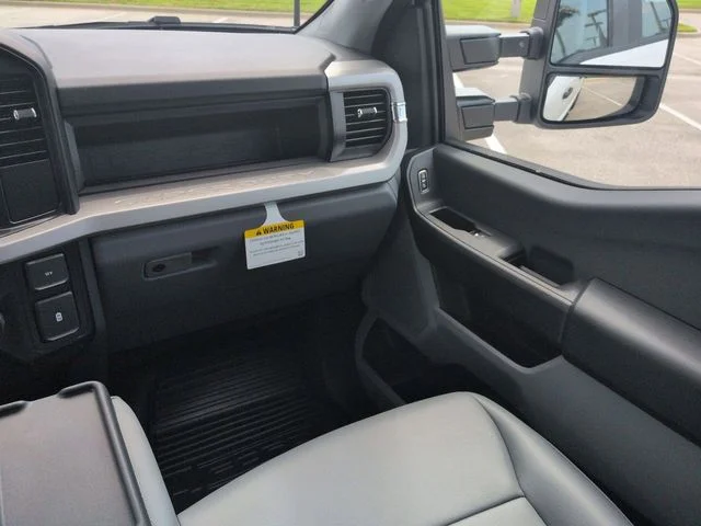 New 2026 Oxford White Ford F-250® XL image 17