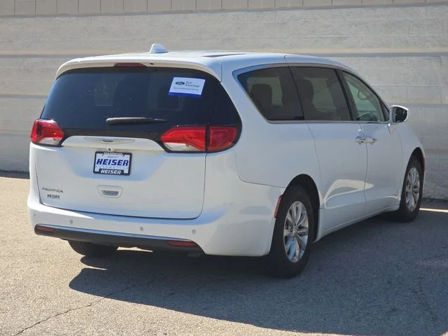 Certified Used 2018 White Chrysler Touring Plus image 13