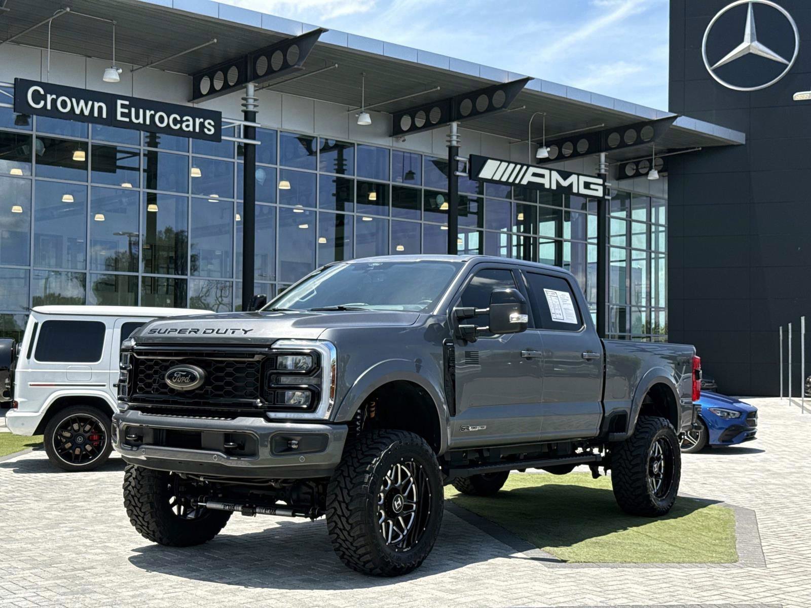 2025 Ford F-250 Lariat 4x4 Crew Cab 6-3/4' Box's photo