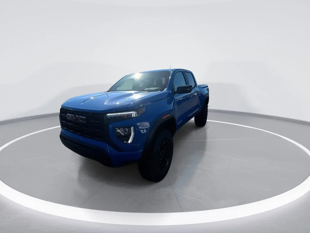 New 2026 Rapids Metallic GMC Elevation image 4
