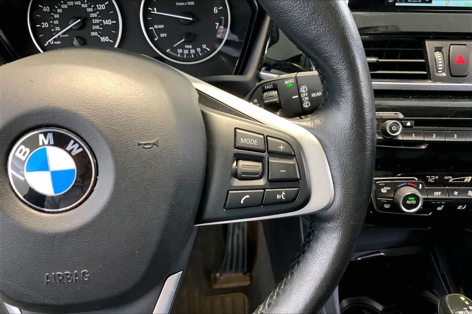 Used 2018 Mineral Gray Metallic BMW xDrive28i image 24