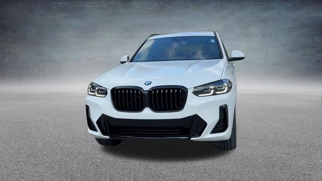 Used 2024 White BMW xDrive30i image 6