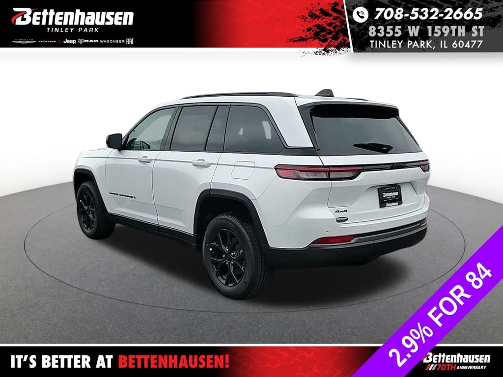 New 2026 Bright White Clear-Coat Exterior Paint Jeep Altitude image 7