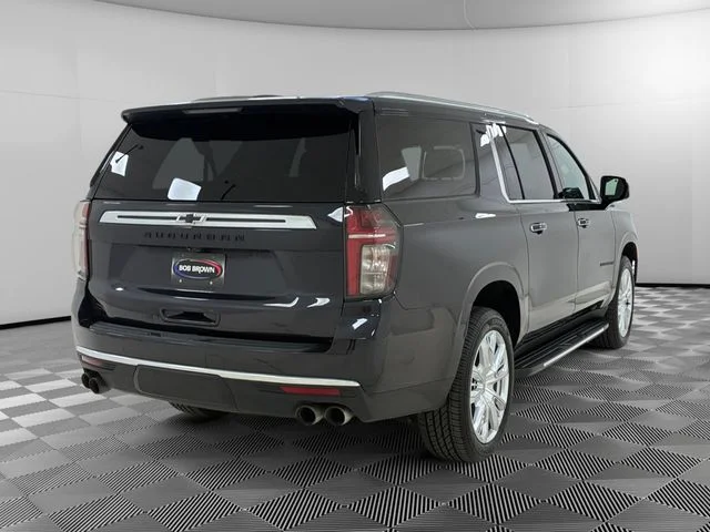 Used 2023 Gray Chevrolet High Country image 5