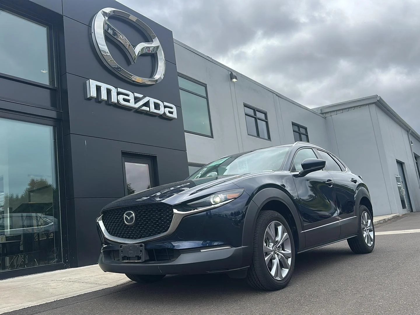 Used 2023 Deep Crystal Blue Mica Mazda 2.5 S Preferred Package image 1