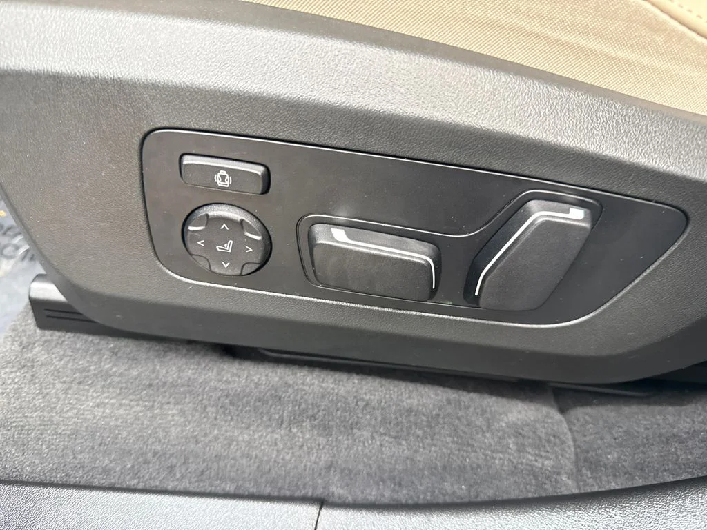 Used 2026 Blue BMW 30 xDrive image 23