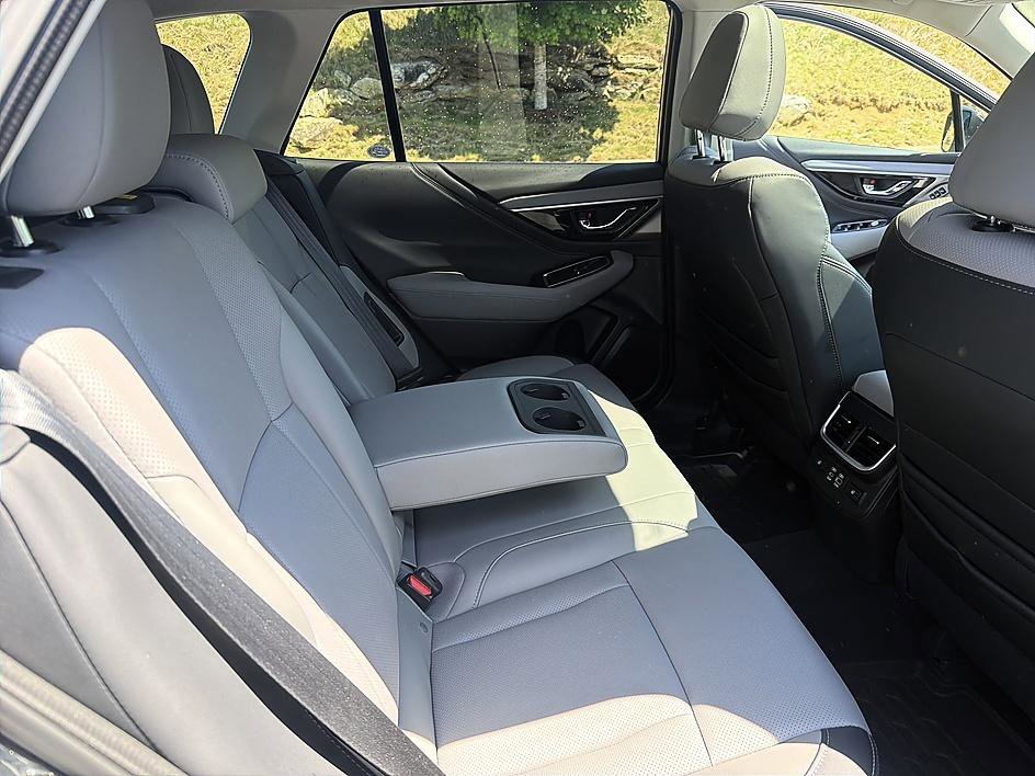 Used 2025 Magnetite Gray Metallic Subaru Limited image 21