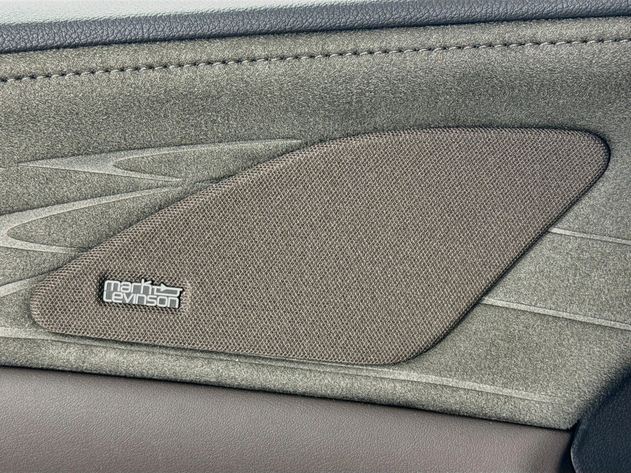 Certified Used 2025 CAVIAR Lexus 350h Luxury image 20