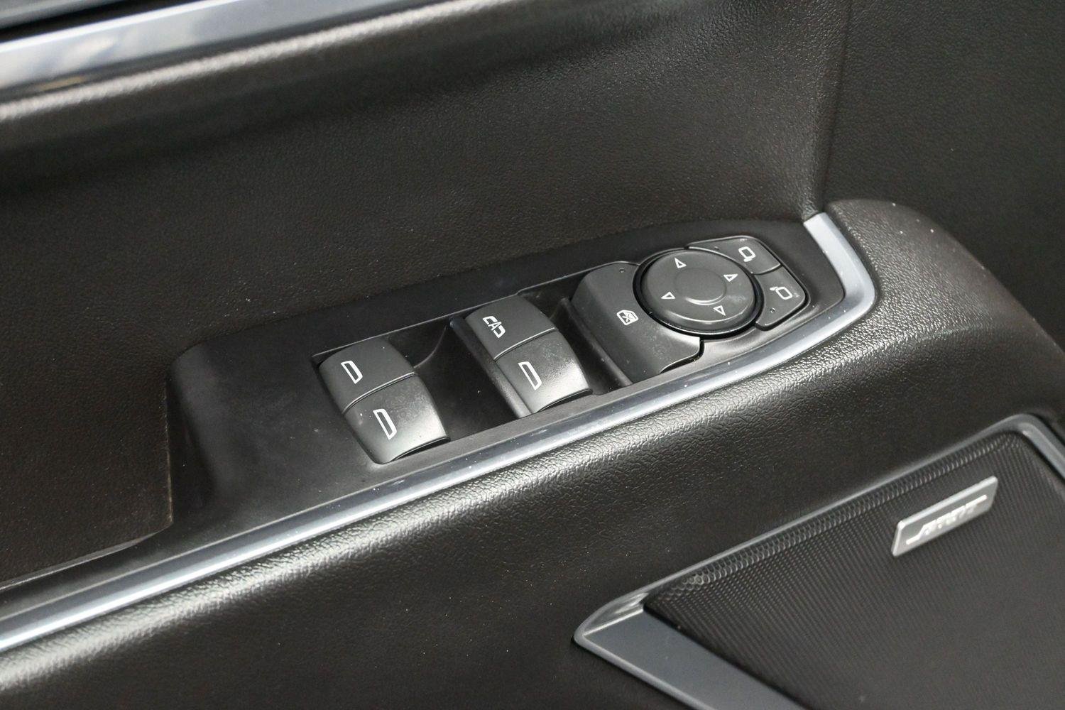 Used 2022 Black Chevrolet LT Trail Boss image 11