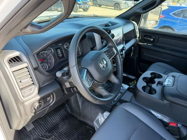New 2026 Bright White Clearcoat RAM Tradesman image 13