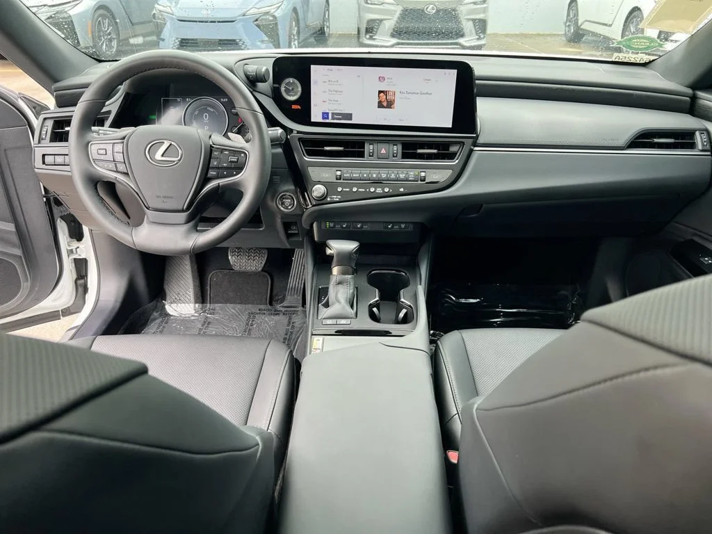 Certified Used 2024 EMINENT WHITE PEARL Lexus 300h image 20