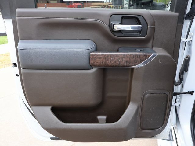Certified Used 2023 White Frost Tricoat GMC Denali image 16