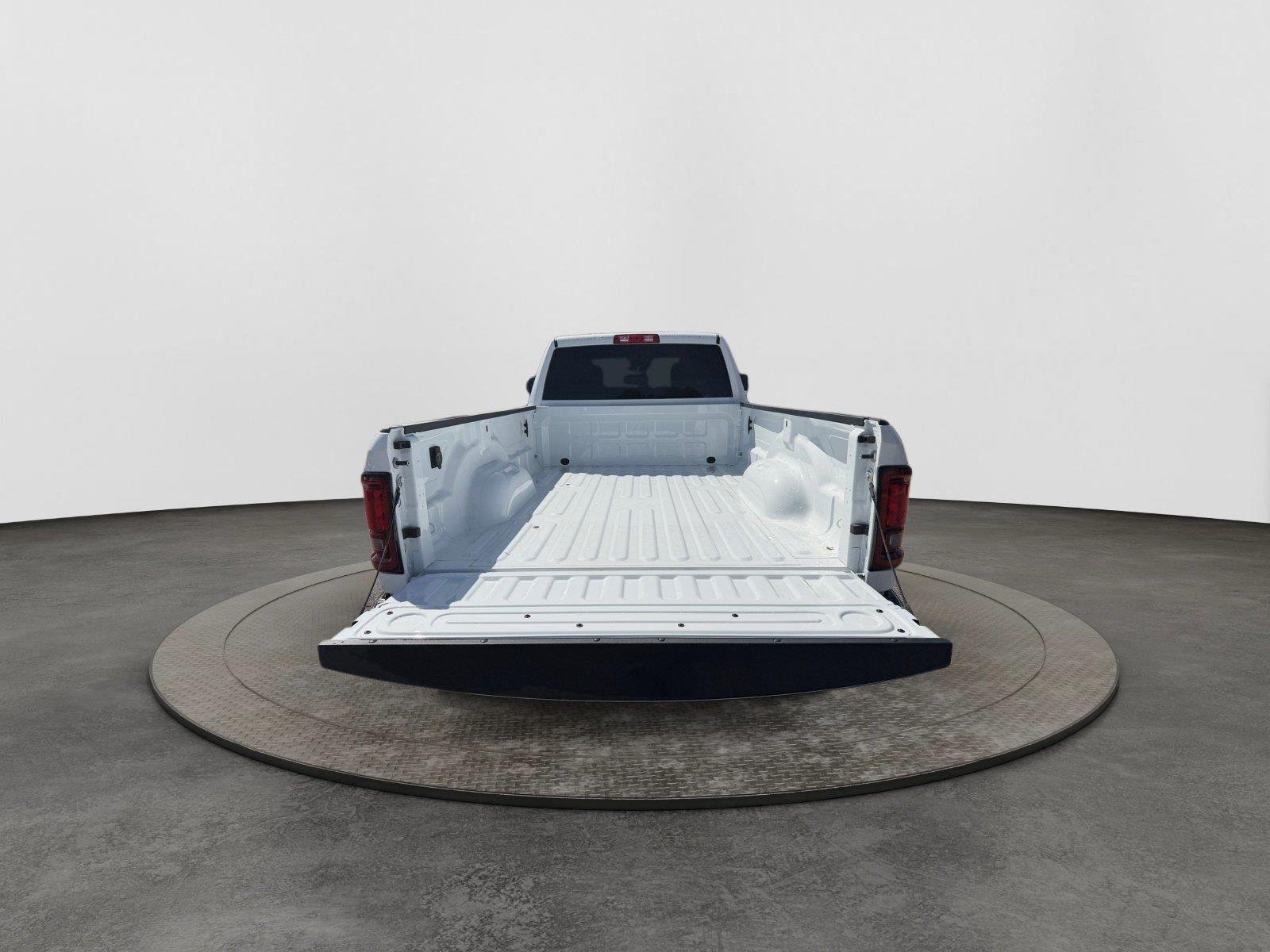 2026 RAM 2500 Tradesman - Photo 6
