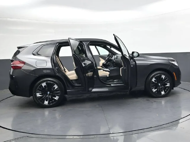 2026 BMW X3 30 - Photo 34