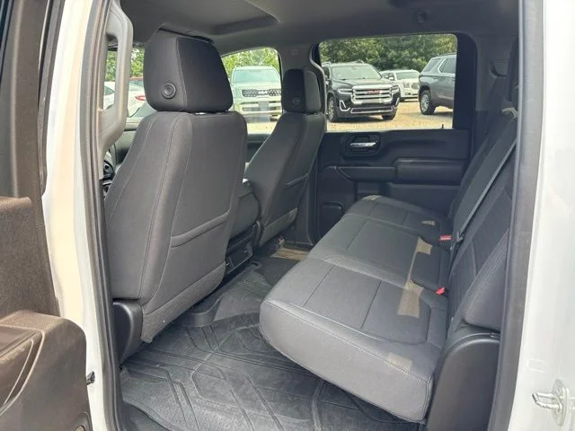Used 2022 White Chevrolet LT image 18