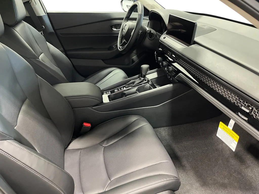 New 2026 Urban Gray Pearl Honda EX-L image 28