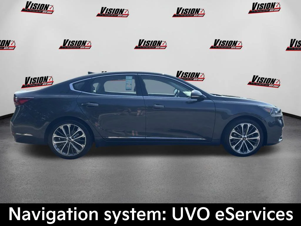 Used 2019 Gray Kia Technology image 4