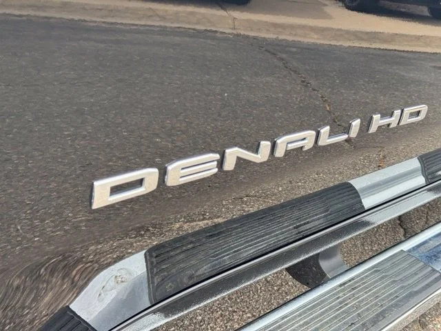 Certified Used 2025 Onyx Black GMC Denali image 13