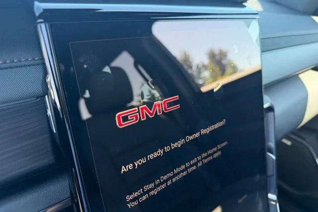 New 2026 Sterling Metallic GMC AT4 image 18
