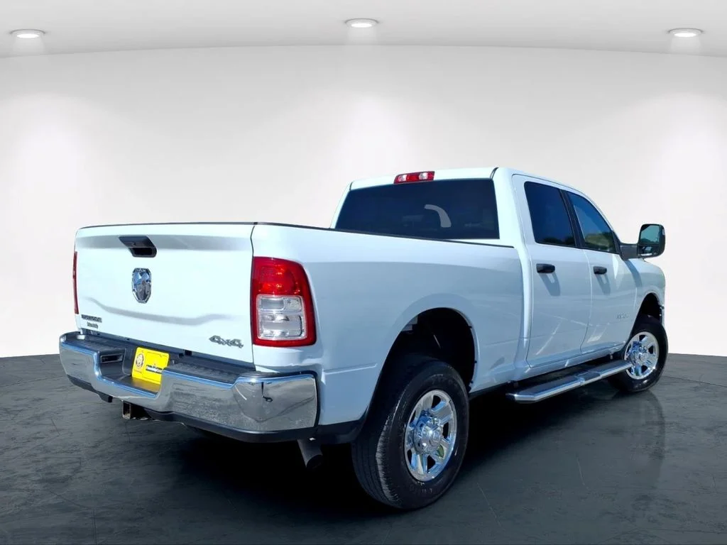 Used 2024 White Ram Big Horn image 8