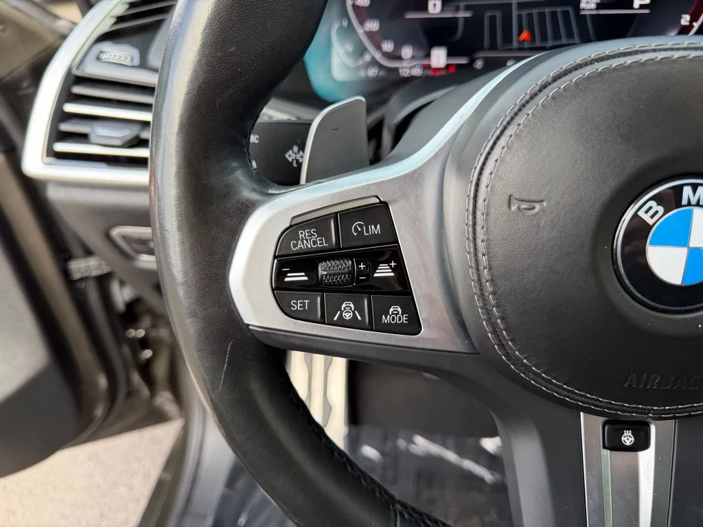 Used 2022 Manhattan Green Metallic BMW M50i image 18
