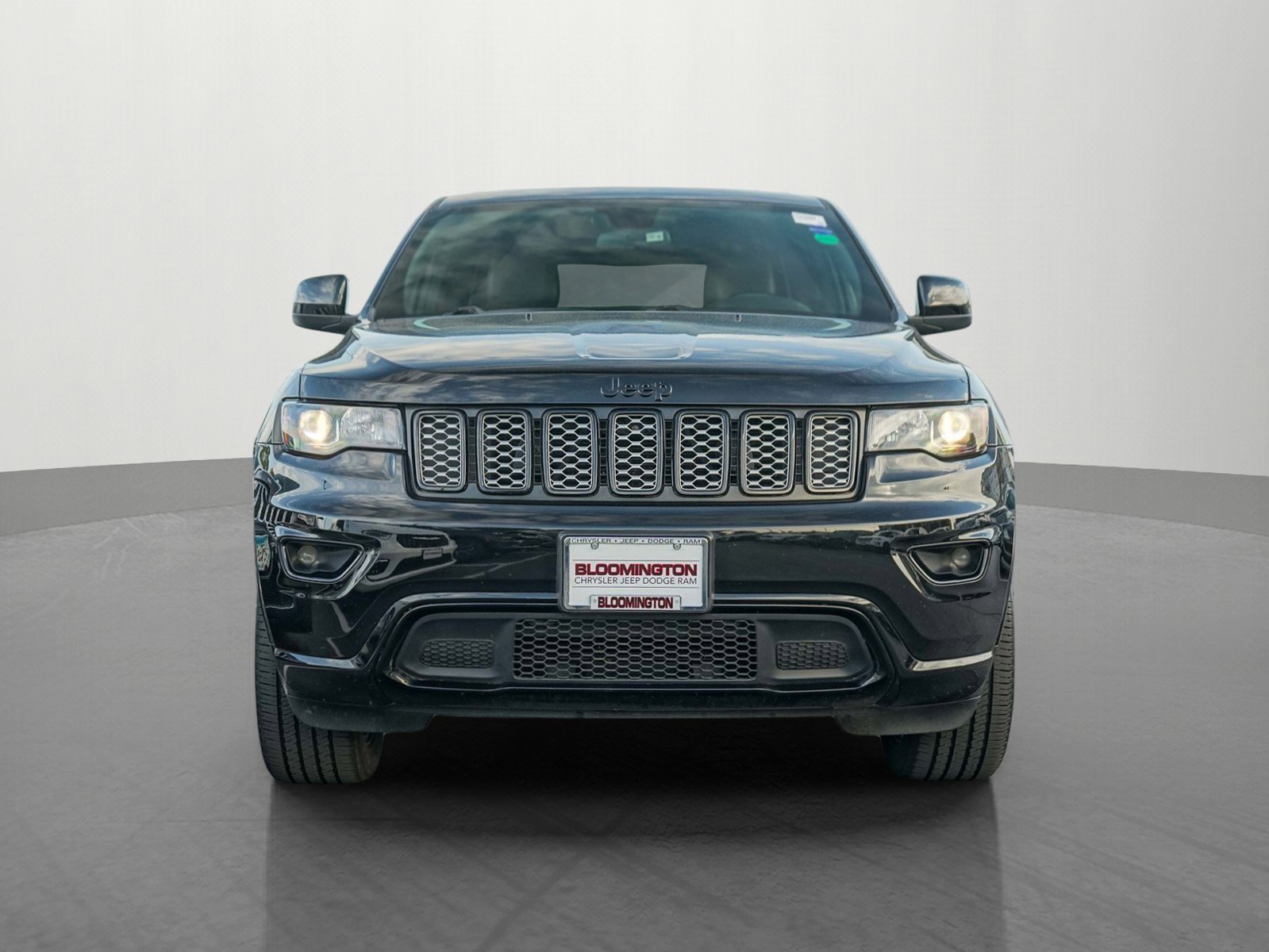 Used 2021 Jeep Grand Cherokee Laredo X with VIN 1C4RJFAG4MC516868 for sale in Minneapolis, Minnesota