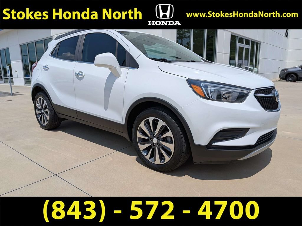 Used 2021 White Buick Preferred image 1