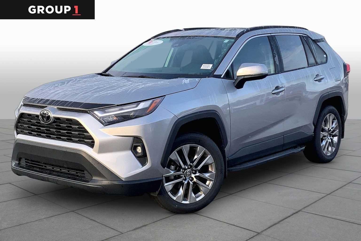 2024 Toyota RAV4 XLE Premium