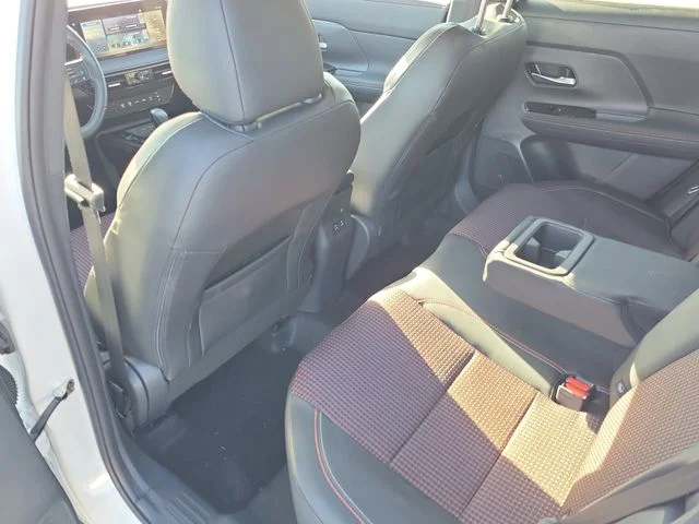 Certified Used 2025 White Nissan SR image 13