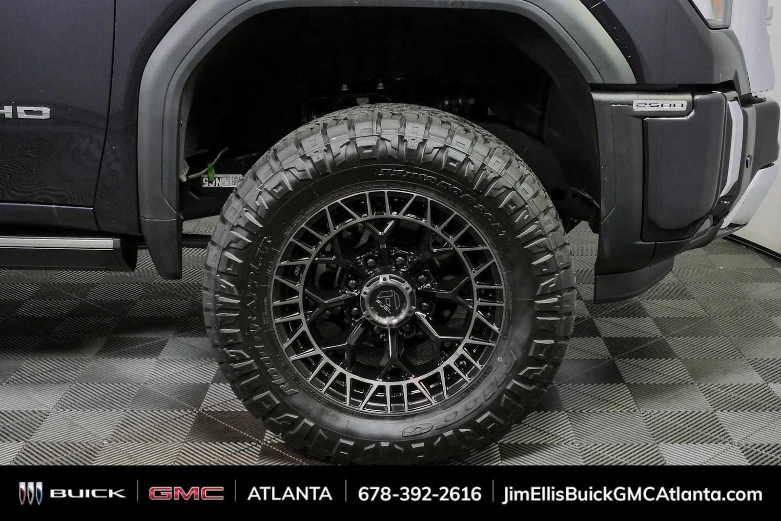 2026 GMC Sierra 2500HD Denali - Photo 37