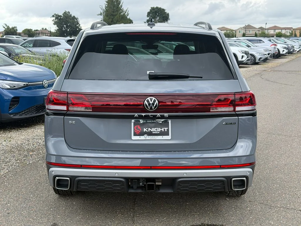 New 2026 Pure Gray Volkswagen 2.0T Peak Edition image 10