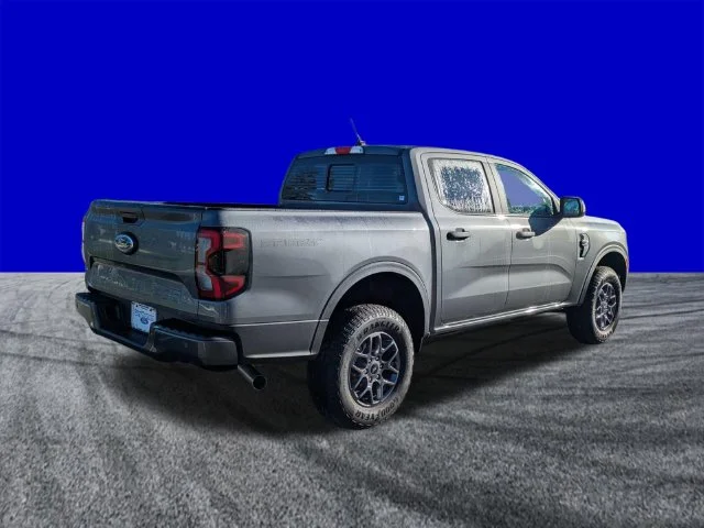 New 2026 Carbonized Gray Metallic Ford XLT image 4