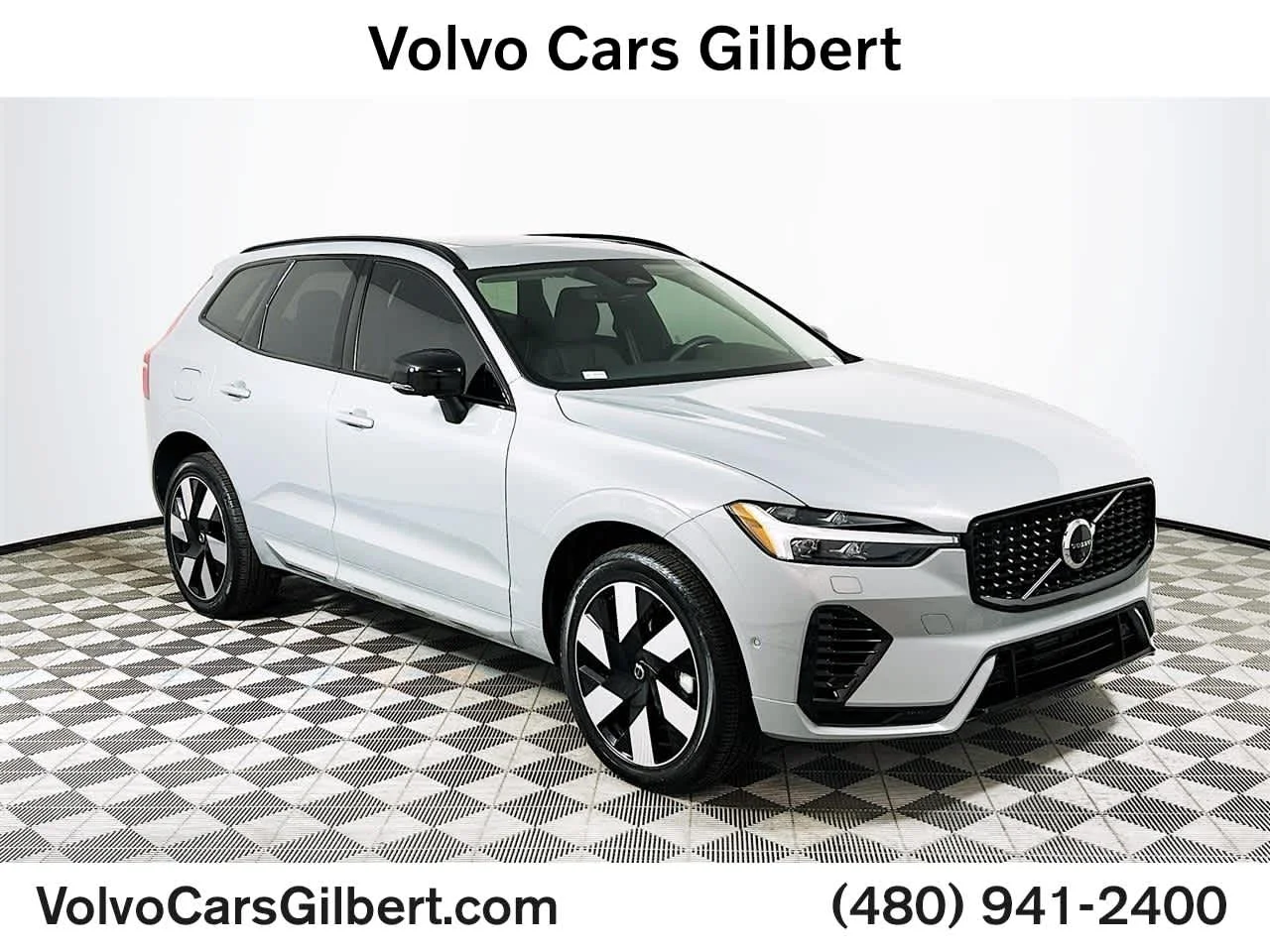 2025 Volvo XC60 T8 Plus Dark AWD's photo